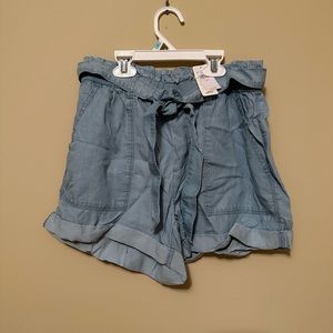 NEW aerie soft high-rise tie front shorts